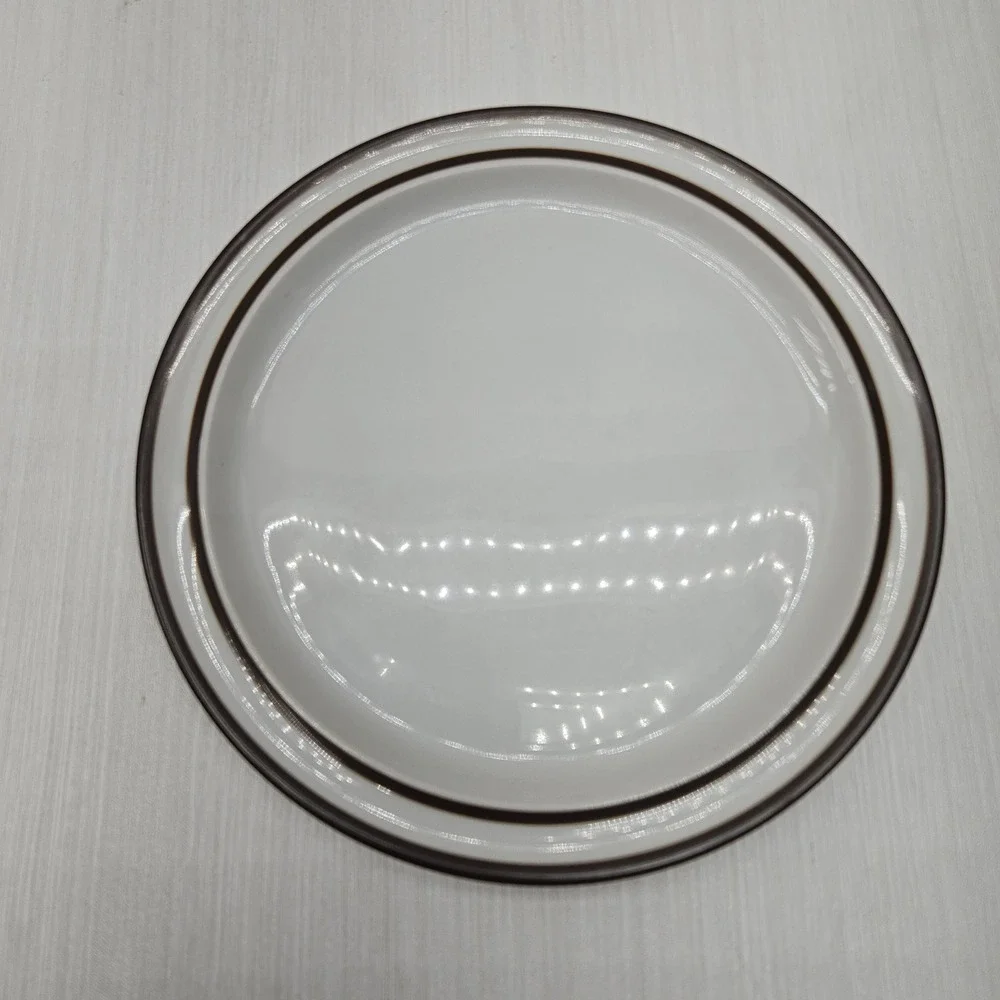 Noritake Stoneware Tundra Salad Plates Set of 4 Brown Rim White Japan 8.25